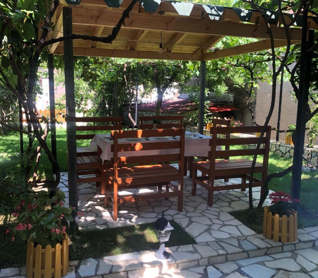 Vila Culli Përmet 外观 照片