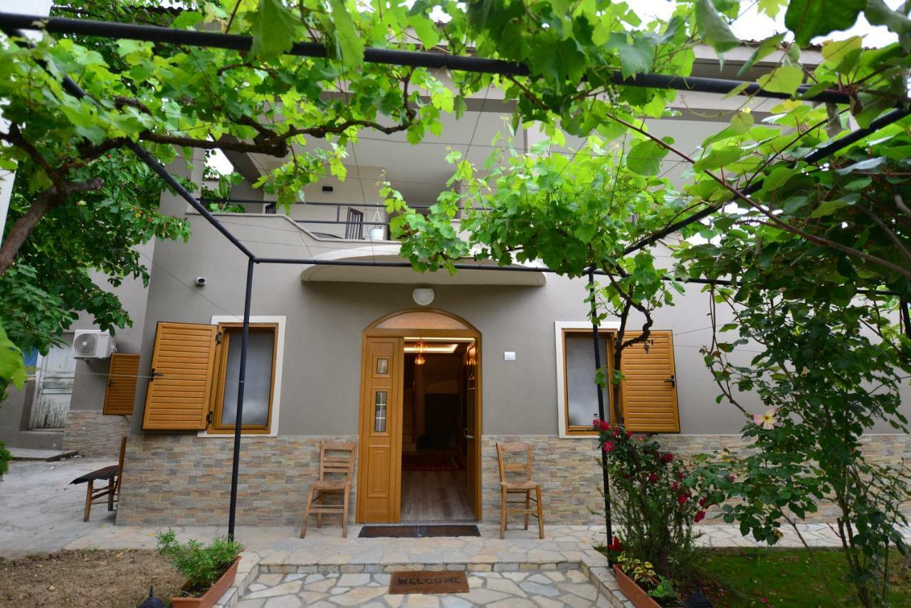 Vila Culli Përmet 外观 照片